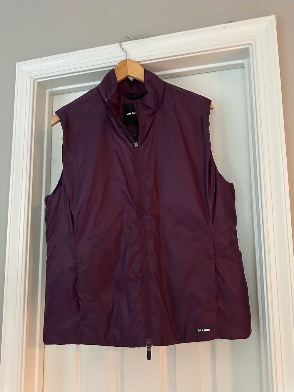 Jaanuu vest